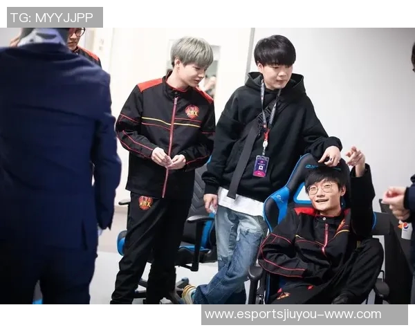 电竞比分DOTA2焦点FPX团队比赛经验分析与战术探讨 电竞比分DOTA2焦点FPX团队比赛经验分析与战术探讨